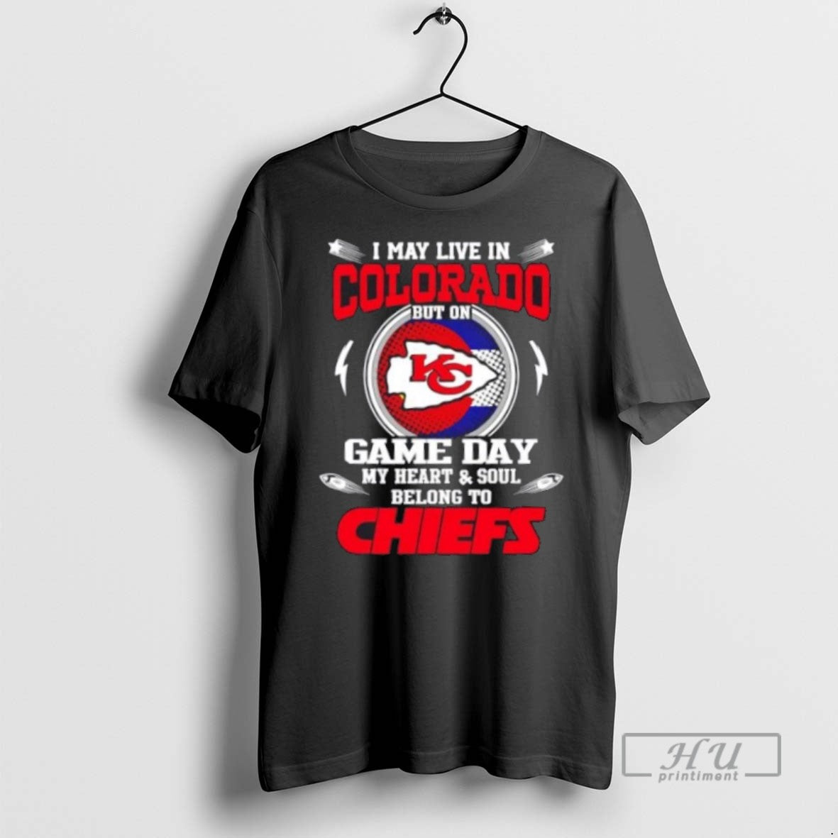 Trending Officials I May Live In Colorado But On Game Day My Heart And Soul Unisex T-shirt, Sweatshirt, Hoodie, Long Sleeve Tee - T-Shirt, Sweatshirt, Hoodie