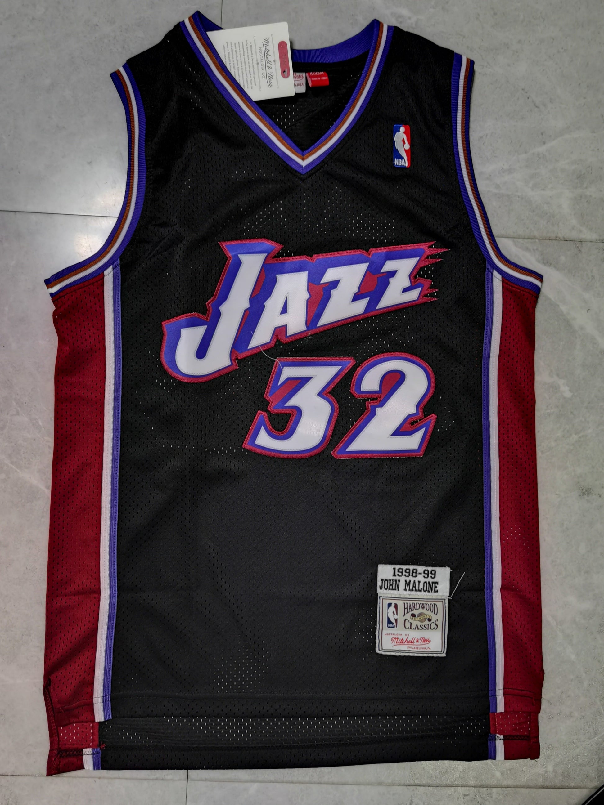 Utah Jazz #32 Karl Malone Jazz Team 32# Karl - Malone Black Retro Jersey Style 4 Basketball Jersey basketball jersey product view 1