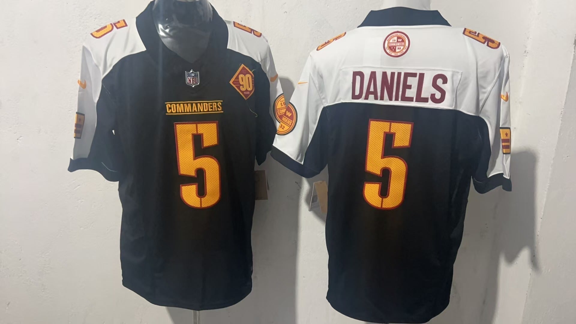 Washington Commanders #5 Jayden Daniels Style 7 Football Jersey football jersey product view 1
