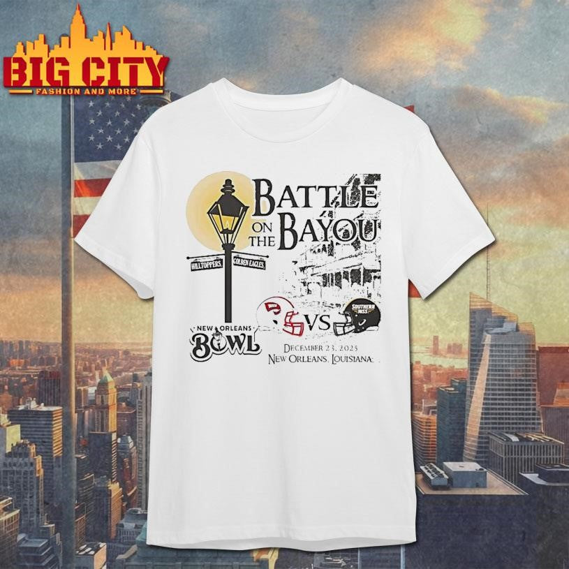 Western Kentucky Vs Southern Miss 2025 New Orleans Bowl Battle On The Bayou Shirt Unisex T-shirt, Sweatshirt, Hoodie, Long Sleeve Tee - T-Shirt, Sweatshirt, Hoodie