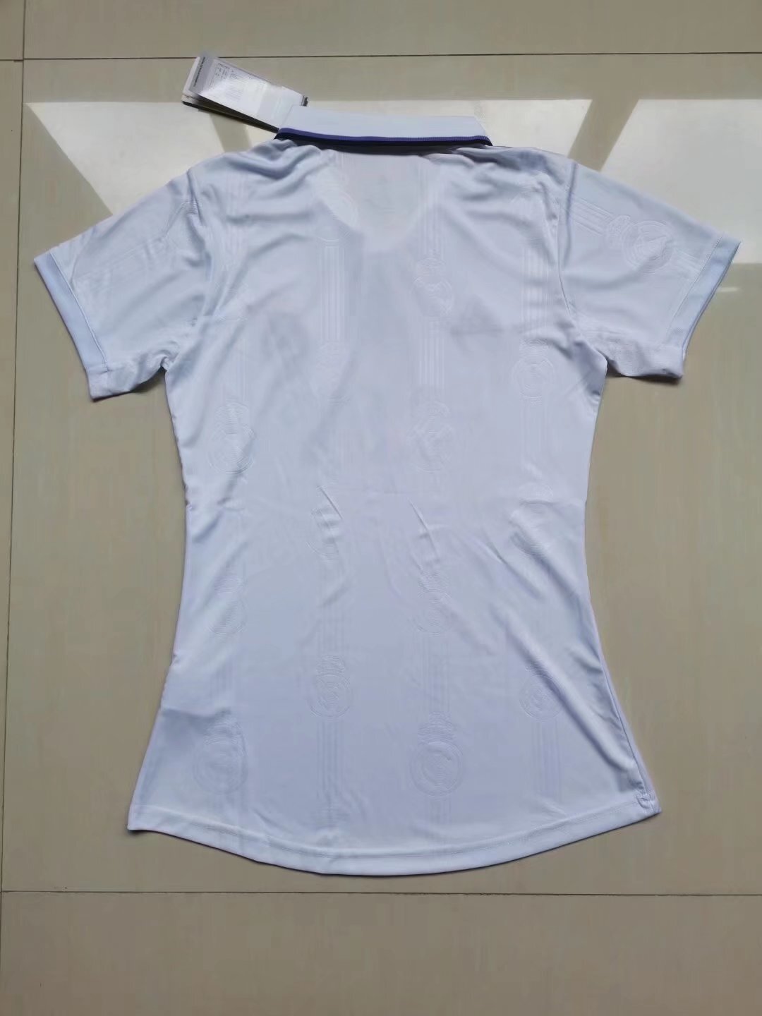 Women Real Madrid 22-23 Real Madrid Home Women 1 Style 1 Soccer Jersey sports jersey product view 1
