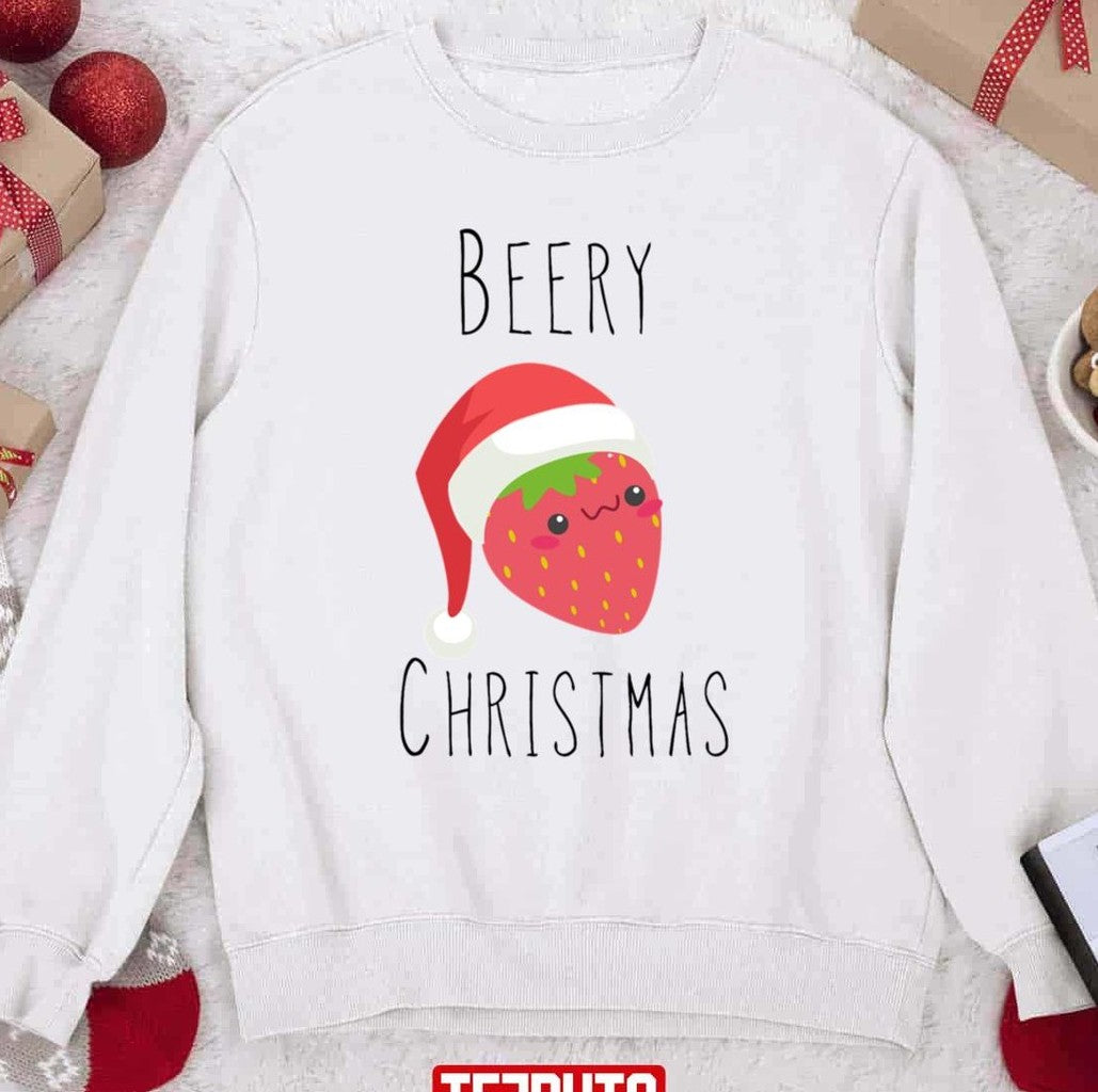 Puns Strawberry Pun Merry Funny Christmas Unisex Sweatshirt - T-Shirt, Sweatshirt, Hoodie