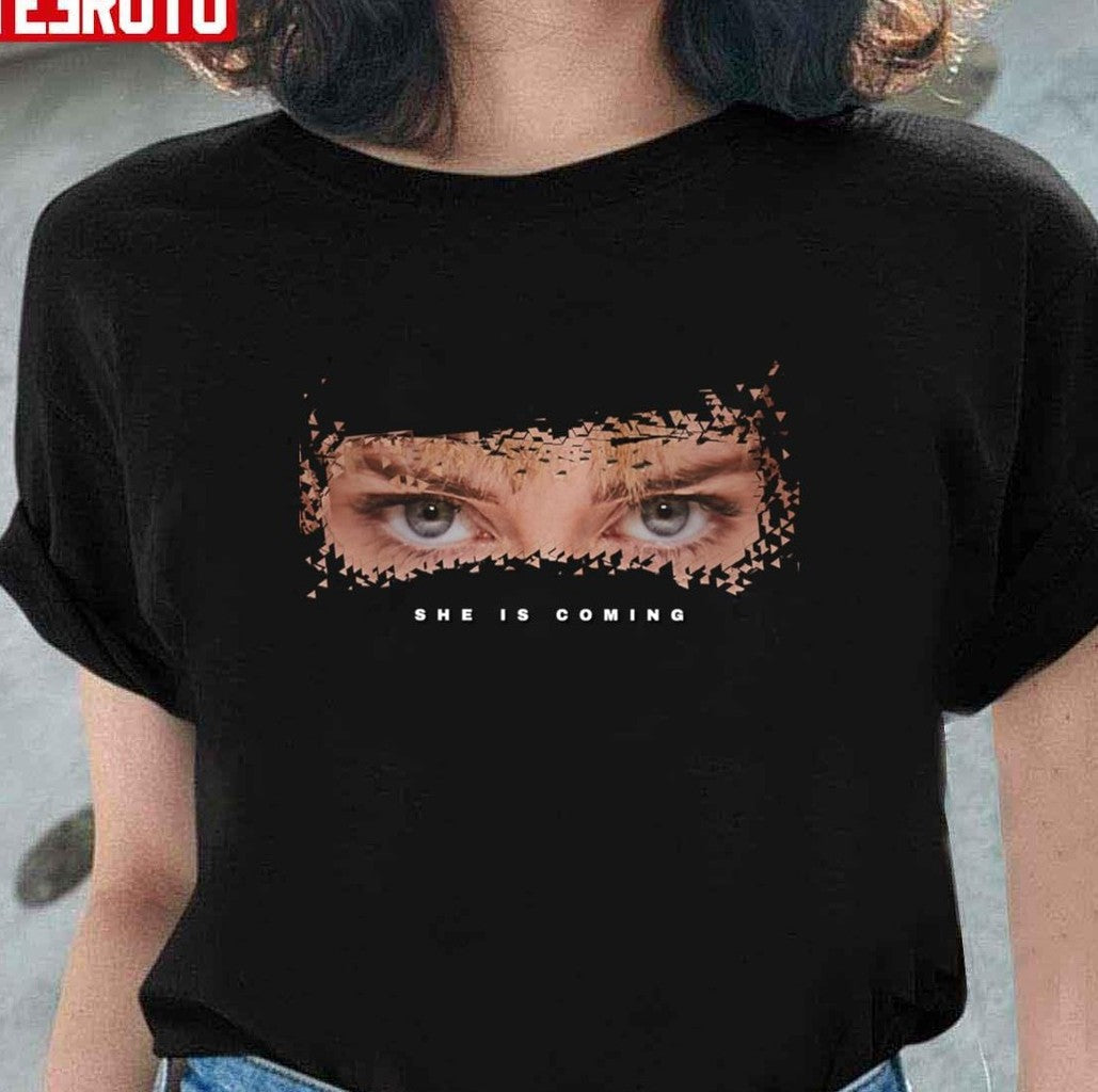 She Is Coming Miley Cyrus Eyes Unisex T-Shirt - T-Shirt, Sweatshirt, Hoodie