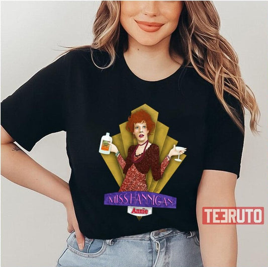 Annie Carol Burnett Miss Hannigan Unisex T-Shirt - T-Shirt, Sweatshirt, Hoodie