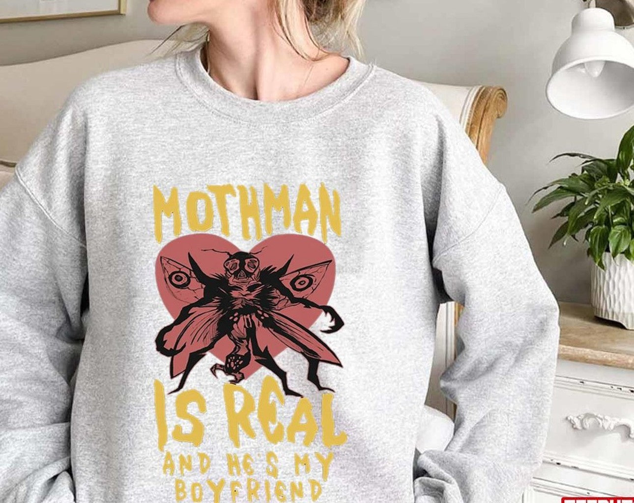 Mothman Is Real And He's My Boyfriend Unisex Sweatshirt - T-Shirt, Sweatshirt, Hoodie