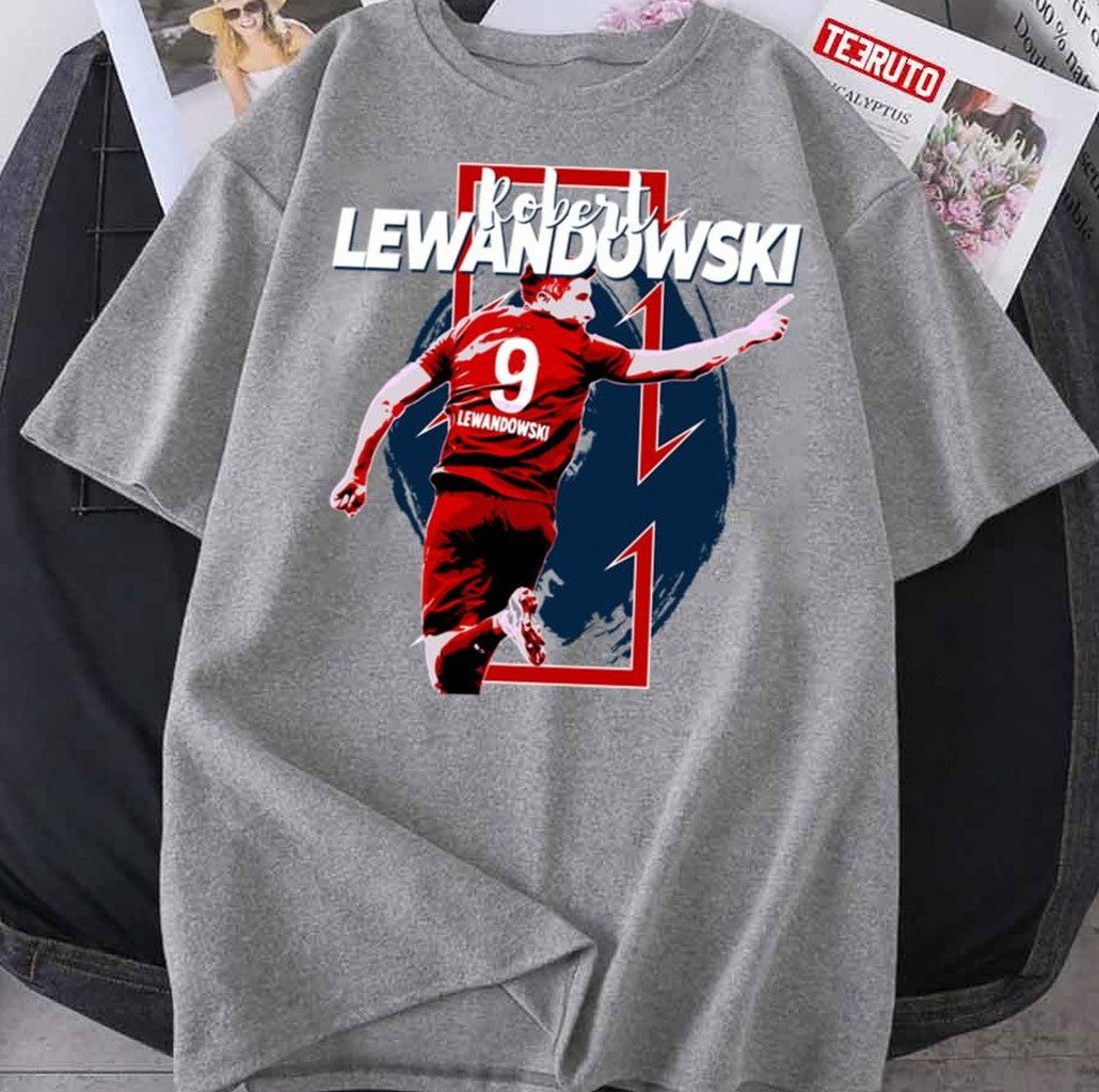 Robert Lewandowski'bayern Player Unisex T-Shirt - T-Shirt, Sweatshirt, Hoodie
