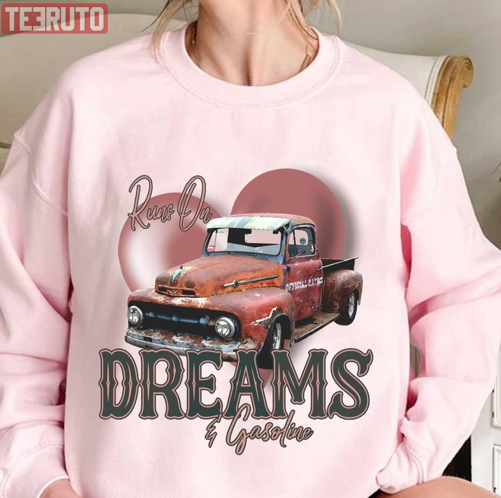 Runs On Dreams Lainey Wilson Unisex Sweatshirt - T-Shirt, Sweatshirt, Hoodie