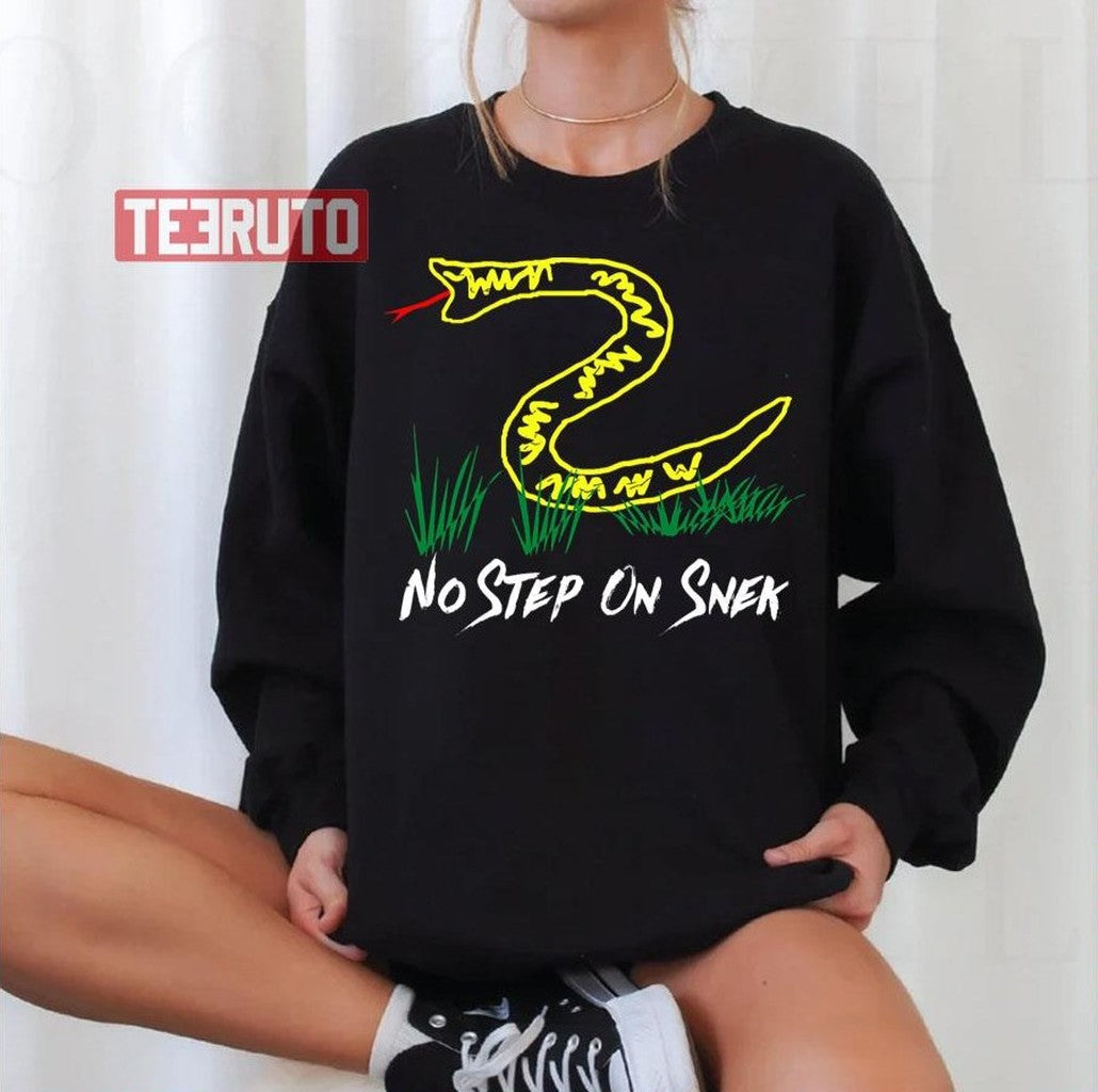 No Step On Snek Gadsden Flag Unisex Sweatshirt - T-Shirt, Sweatshirt, Hoodie
