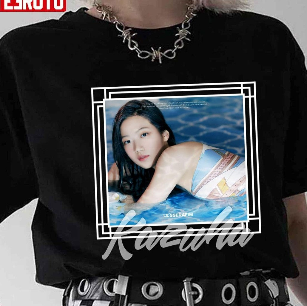 Sexy Le Sserafim Kazuha Unisex T-Shirt - T-Shirt, Sweatshirt, Hoodie