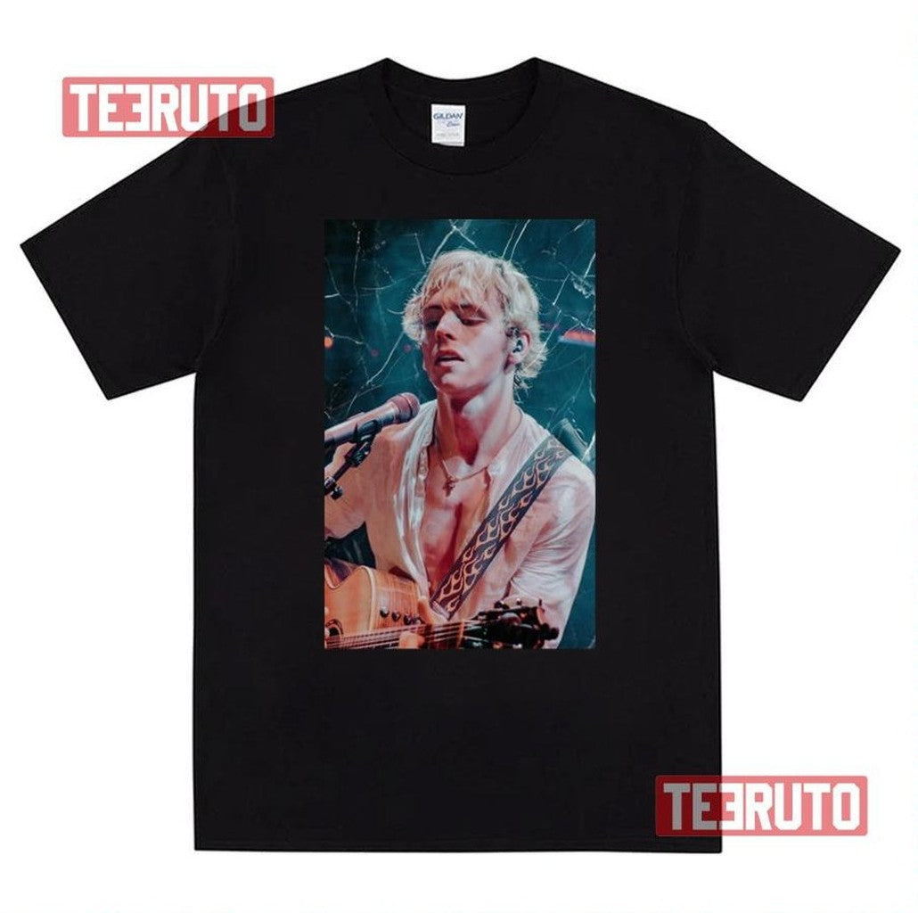 Ross Lynch On Stage The Driver Era Unisex T-Shirt - T-Shirt, Sweatshirt, Hoodie