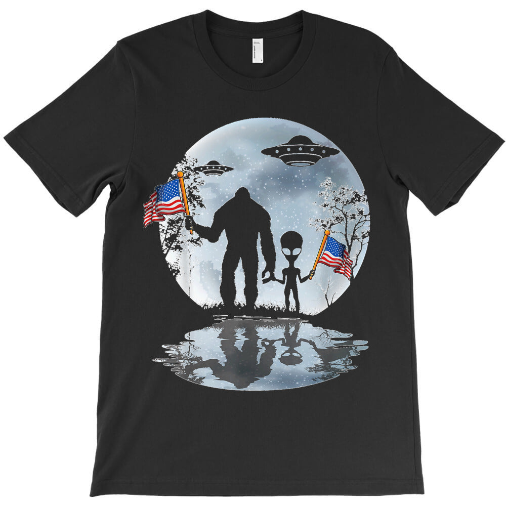 Alien Bigfoot Sasquatch UFO Extraterrestrial T-Shirt - T-Shirt, Sweatshirt, Hoodie