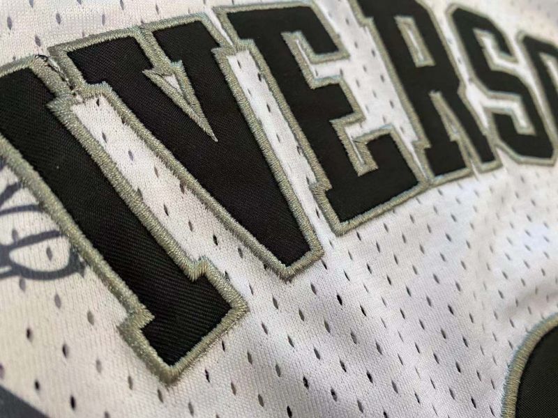 philadelphia 76ers #3 allen iverson mitchell ness Retro Fan Edition nba 76 Iverson Collaboration Series Jersey White Style 3 basketball jersey product view 1