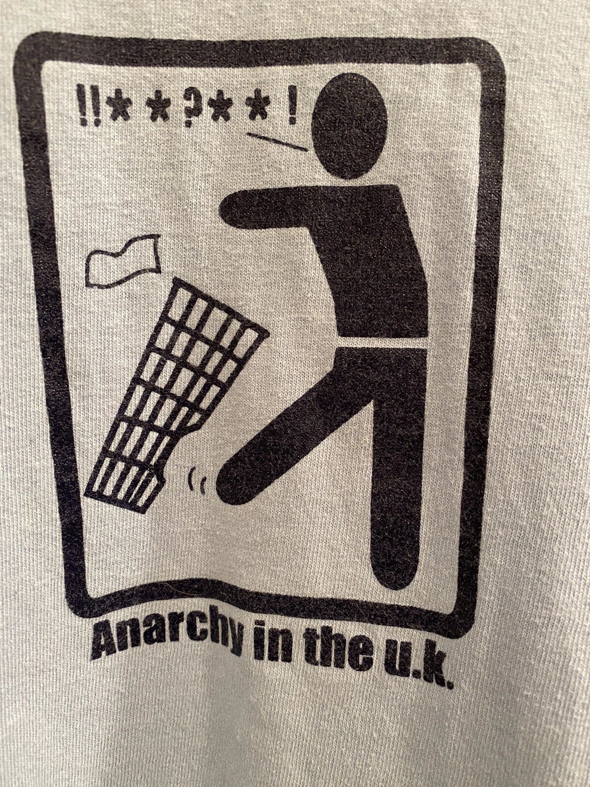 Anarchy in the u.k. RARE Sarcastic Humor Graphic Novelty Funny T-Shirt SZ: Large Unisex T-shirt, Sweatshirt, Hoodie, Long Sleeve Tee - T-Shirt, Sweatshirt, Hoodie