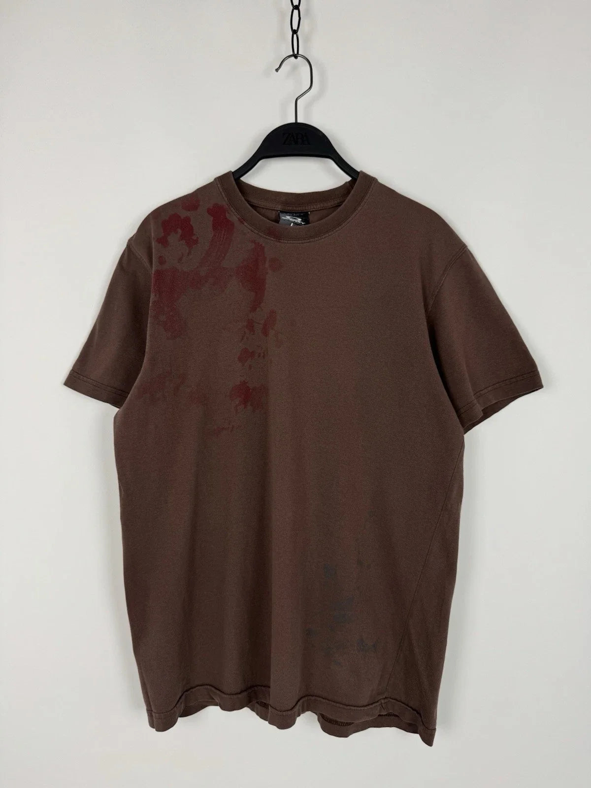 Y2K Vintage Distressed Oakley Face Graphic Brown T-Shirt Unisex T-shirt, Sweatshirt, Hoodie, Long Sleeve Tee - T-Shirt, Sweatshirt, Hoodie