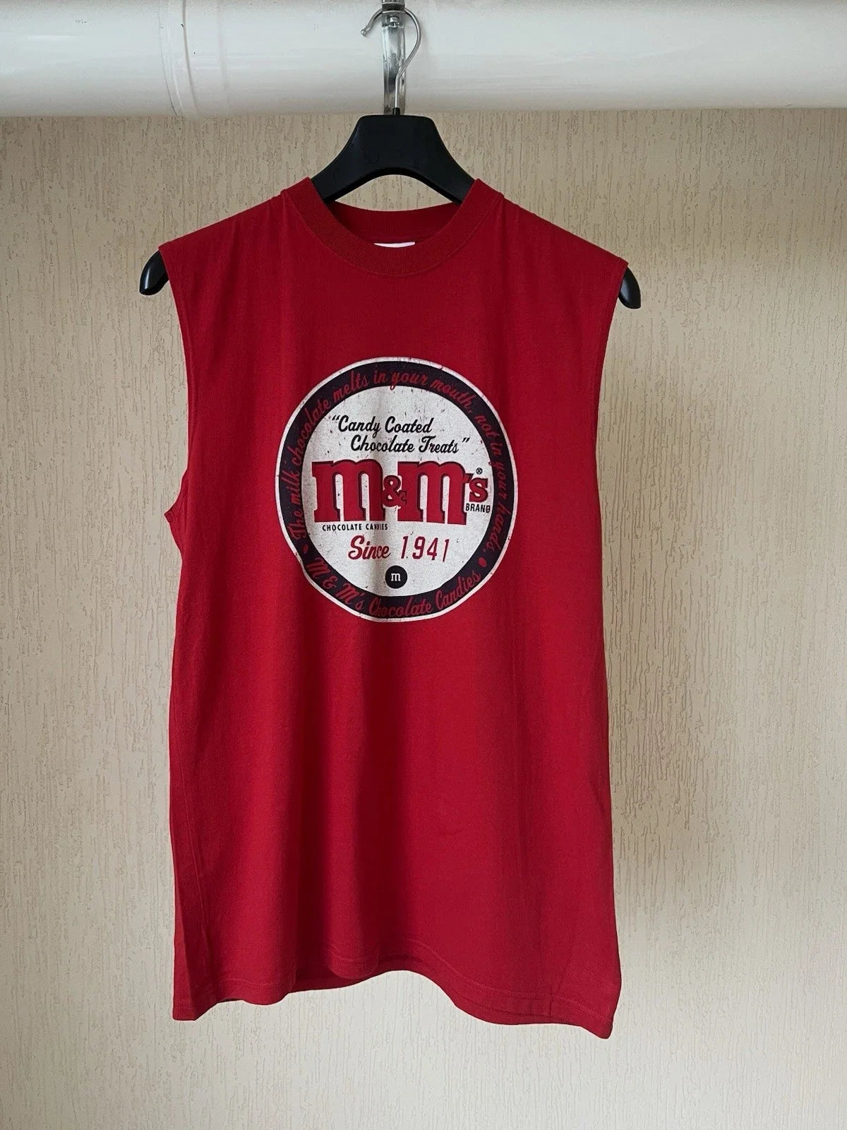 Vintage M&Ms World Graphic Sleeveless T-Shirt Red Medium Y2K Muscle Top Mint Unisex T-shirt, Sweatshirt, Hoodie, Long Sleeve Tee - T-Shirt, Sweatshirt, Hoodie
