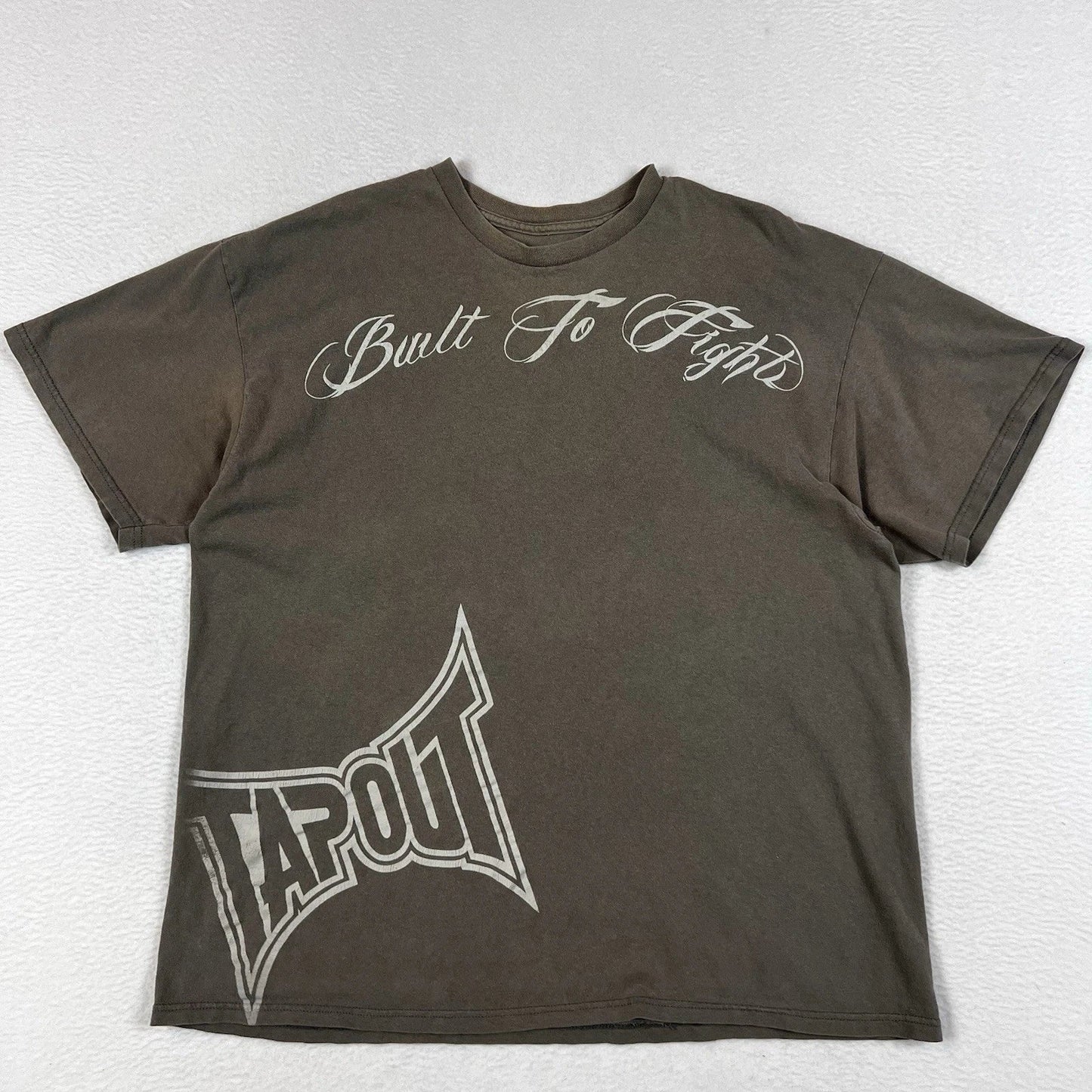 Vintage Y2K Tapout Mens T Shirt Brown MMA Fighting UFC Short Sleeve 2XL Faded Unisex T-shirt, Sweatshirt, Hoodie, Long Sleeve Tee - T-Shirt, Sweatshirt, Hoodie