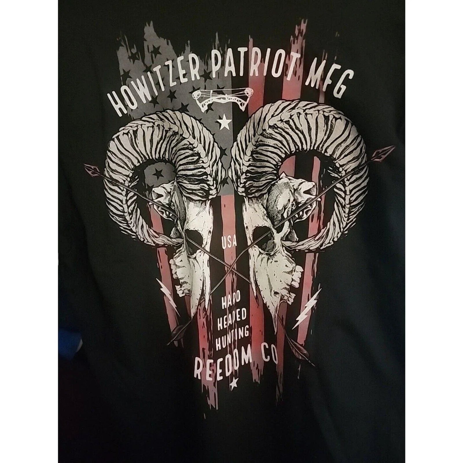 Howitzer Style Men's T-Shirt Patriot Hunt Military Grunt MFG Sz M CR6 Excellent Unisex T-shirt, Sweatshirt, Hoodie, Long Sleeve Tee - T-Shirt, Sweatshirt, Hoodie