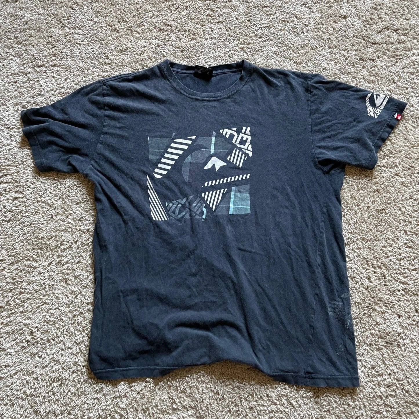 Vintage Y2K Quiksilver Surf T Shirt Mens XL Faded Black Graphic Unisex T-shirt, Sweatshirt, Hoodie, Long Sleeve Tee - T-Shirt, Sweatshirt, Hoodie