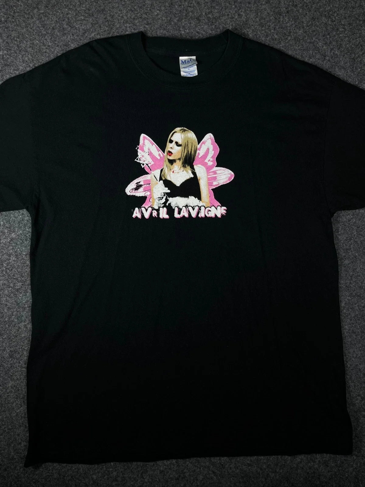 Vintage 2005 Avril Lavigne Bonez Tour T Shirt M&O Black Fairy Punk Rock XL Unisex T-shirt, Sweatshirt, Hoodie, Long Sleeve Tee - T-Shirt, Sweatshirt, Hoodie