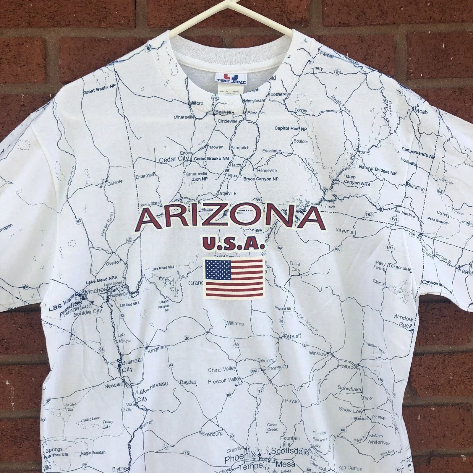 Vintage 90s Arizona State Map Print All Over T Shirt Med Phoenix Spell Out USA Unisex T-shirt, Sweatshirt, Hoodie, Long Sleeve Tee - T-Shirt, Sweatshirt, Hoodie
