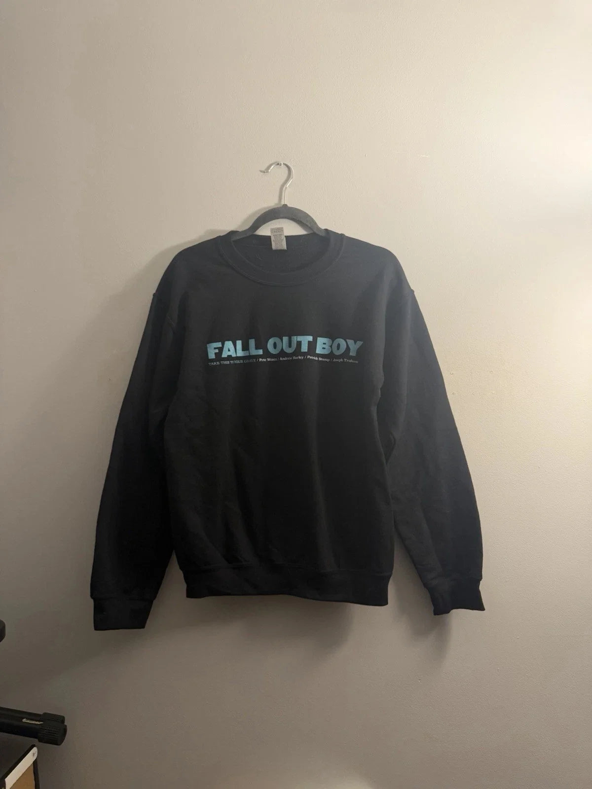 Fall Out Boy, Take This To Your Grave Fob NWOT Sz Small Graphic Crewneck Rare Unisex T-shirt, Sweatshirt, Hoodie, Long Sleeve Tee - T-Shirt, Sweatshirt, Hoodie