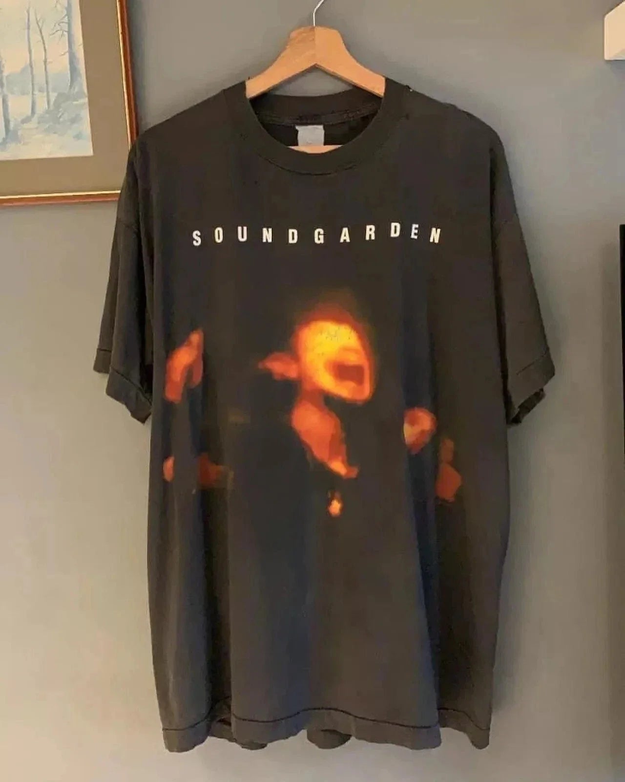 Reprint Soundgarden Band 90s Basic Black Reprint T shirt Classic Style S-5XL Unisex T-shirt, Sweatshirt, Hoodie, Long Sleeve Tee - T-Shirt, Sweatshirt, Hoodie