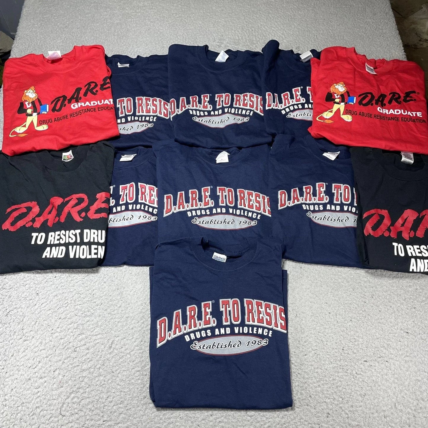 Vintage DARE T Shirt Mens S/M Lot 11 To Resist Drugs Graphic Tee Anti Drug Y2K Unisex T-shirt, Sweatshirt, Hoodie, Long Sleeve Tee - T-Shirt, Sweatshirt, Hoodie