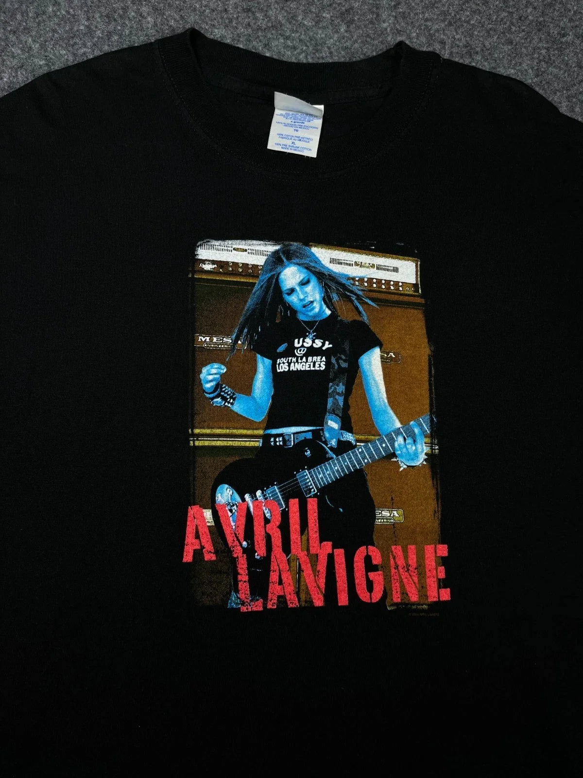Vintage 2003 Avril Lavigne Concert Tour Shirt Black 2000s Y2K Pop Punk Tee XL Unisex T-shirt, Sweatshirt, Hoodie, Long Sleeve Tee - T-Shirt, Sweatshirt, Hoodie