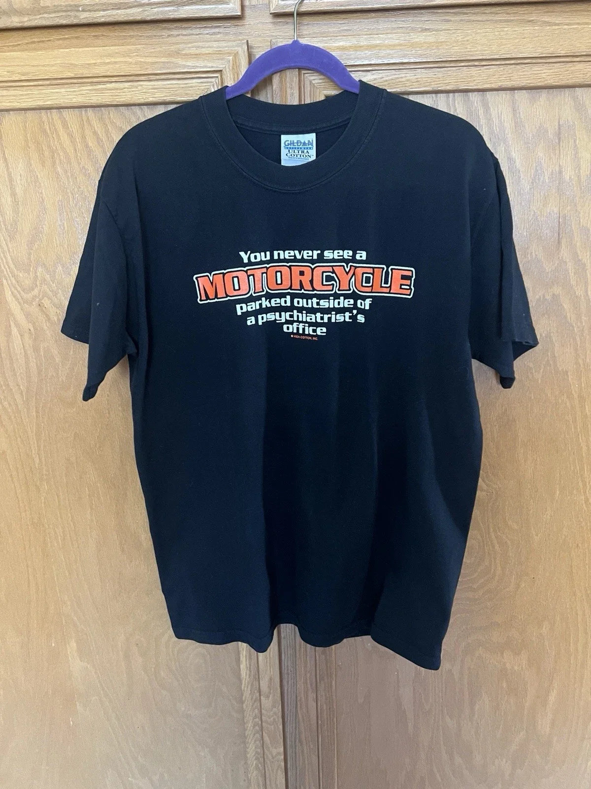 Vtg  You Never See A Motorcycle Parked Outside A Psychiatrist's Office Gildan Unisex T-shirt, Sweatshirt, Hoodie, Long Sleeve Tee - T-Shirt, Sweatshirt, Hoodie