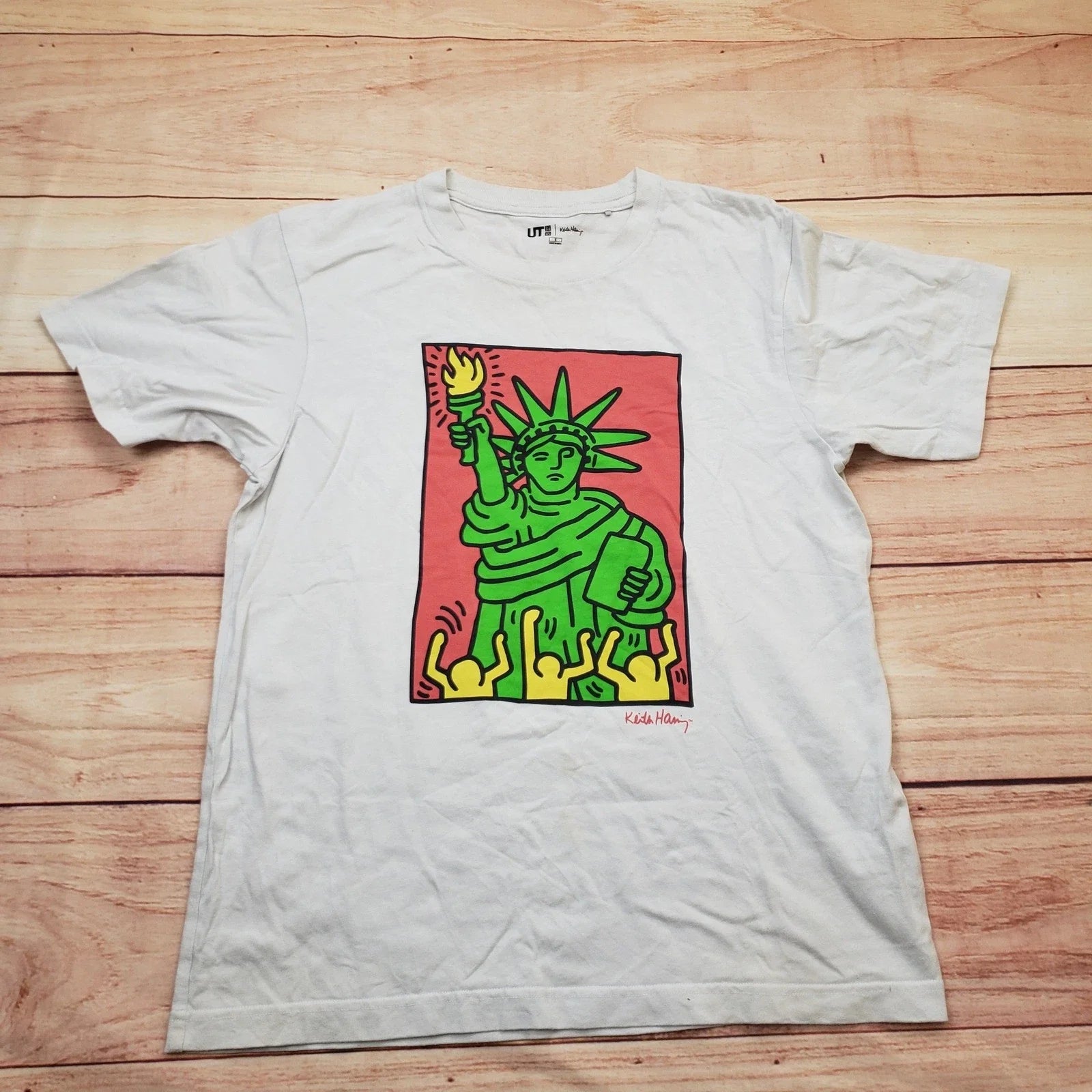 Uniqlo Keith Haring Shirt Mens Small White Statue of Liberty Graphic Tee Art Unisex T-shirt, Sweatshirt, Hoodie, Long Sleeve Tee - T-Shirt, Sweatshirt, Hoodie