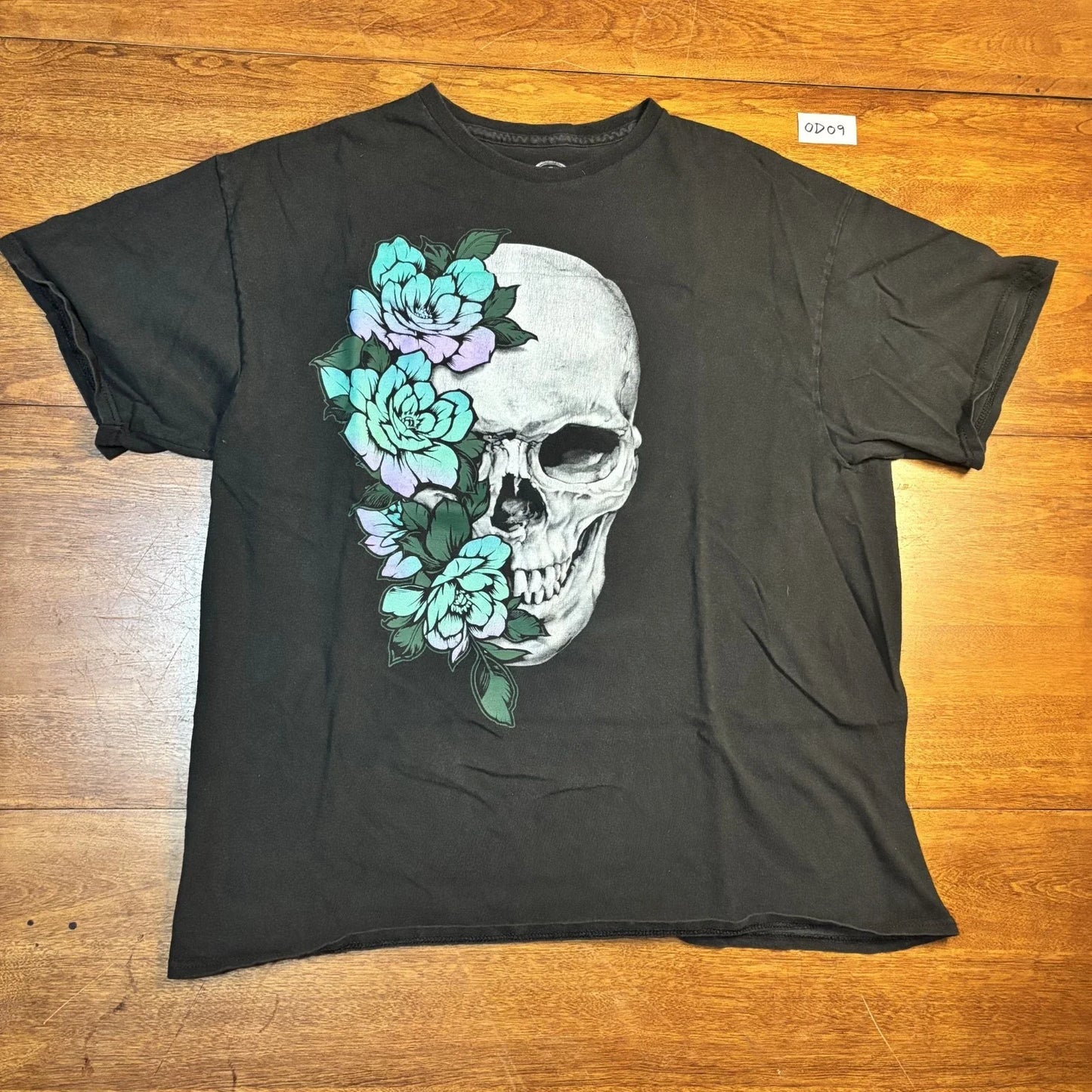 DOM Skull Flower Graphic Print T-Shirt Men's Black Affliction Classic Y2K - XL Unisex T-shirt, Sweatshirt, Hoodie, Long Sleeve Tee - T-Shirt, Sweatshirt, Hoodie