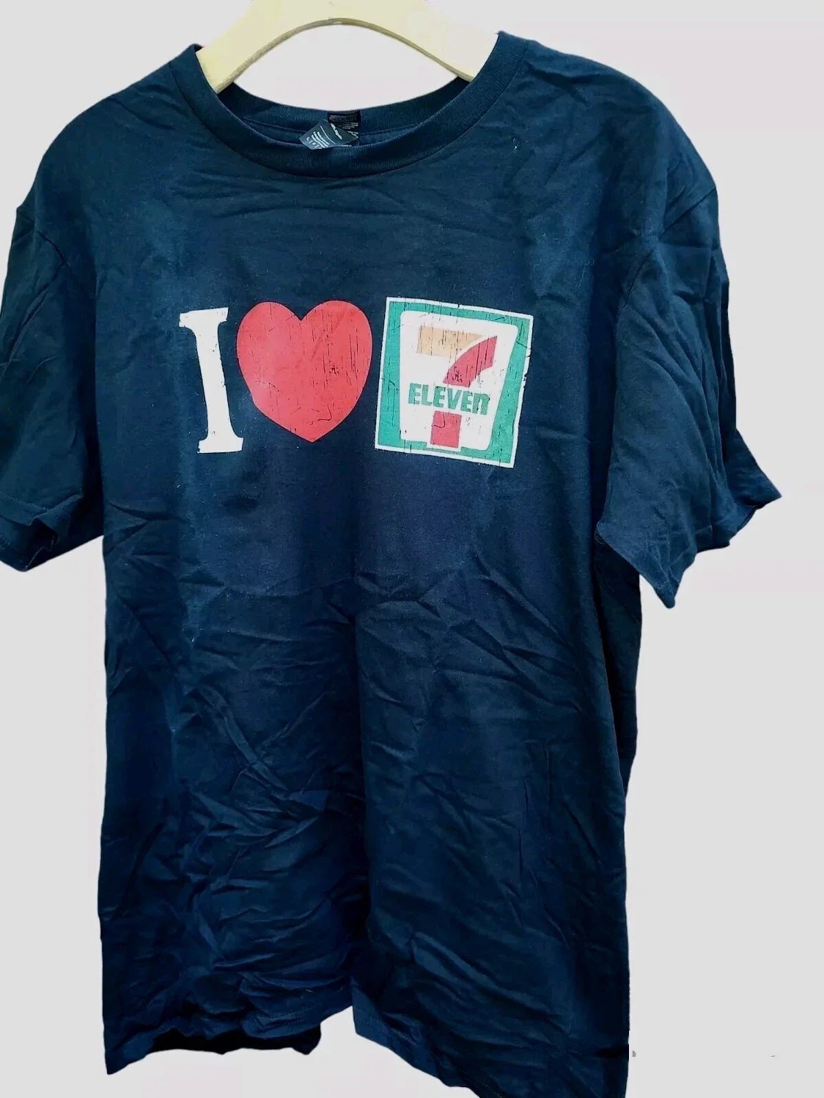 VTG 7-11 Customer Promo Giveaway T-SHIRT , I Heart 7-11, LARGE , 100% Cotton Unisex T-shirt, Sweatshirt, Hoodie, Long Sleeve Tee - T-Shirt, Sweatshirt, Hoodie