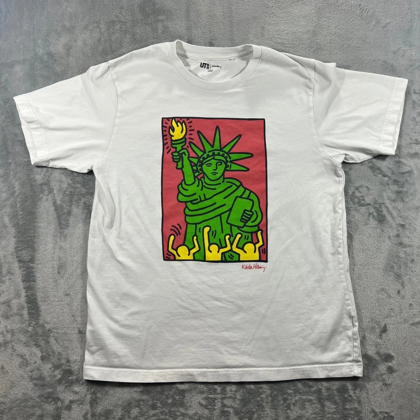 UNIQLO Keith Haring T-Shirt Mens Large White Statue of Liberty Pop Art Casual Unisex T-shirt, Sweatshirt, Hoodie, Long Sleeve Tee - T-Shirt, Sweatshirt, Hoodie