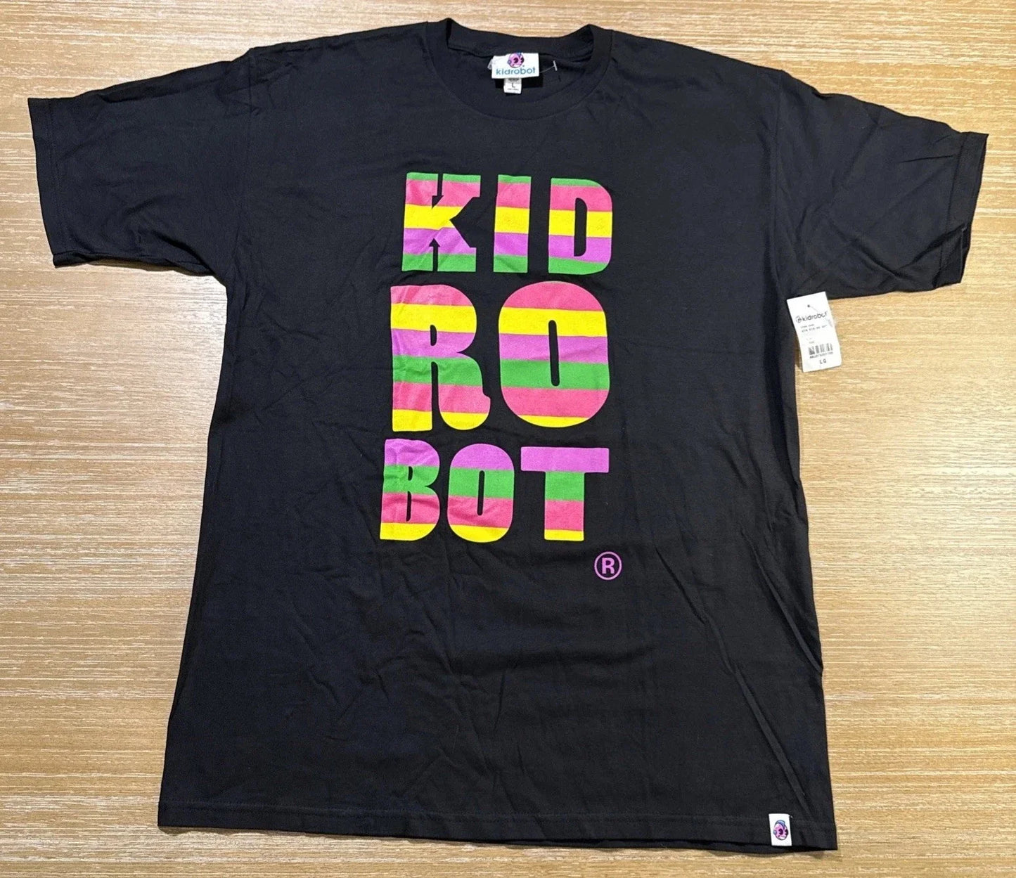 Kid Robot Vintage T Shirt Adult Size Large - Black Tee NWT Streetwear Pop Art Unisex T-shirt, Sweatshirt, Hoodie, Long Sleeve Tee - T-Shirt, Sweatshirt, Hoodie