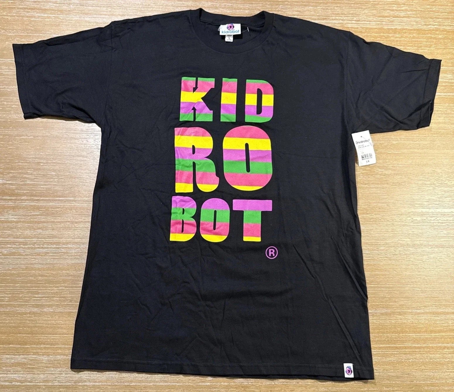 Kid Robot Vintage T Shirt Adult Size Large - Black Tee NWT Streetwear Pop Art Unisex T-shirt, Sweatshirt, Hoodie, Long Sleeve Tee - T-Shirt, Sweatshirt, Hoodie