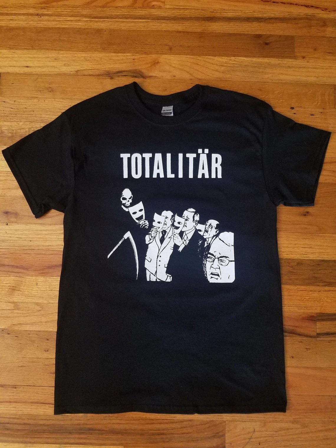 Totalitr  Allting r P Ltsas Shirt Unisex Tee Unisex T-shirt, Sweatshirt, Hoodie, Long Sleeve Tee - T-Shirt, Sweatshirt, Hoodie
