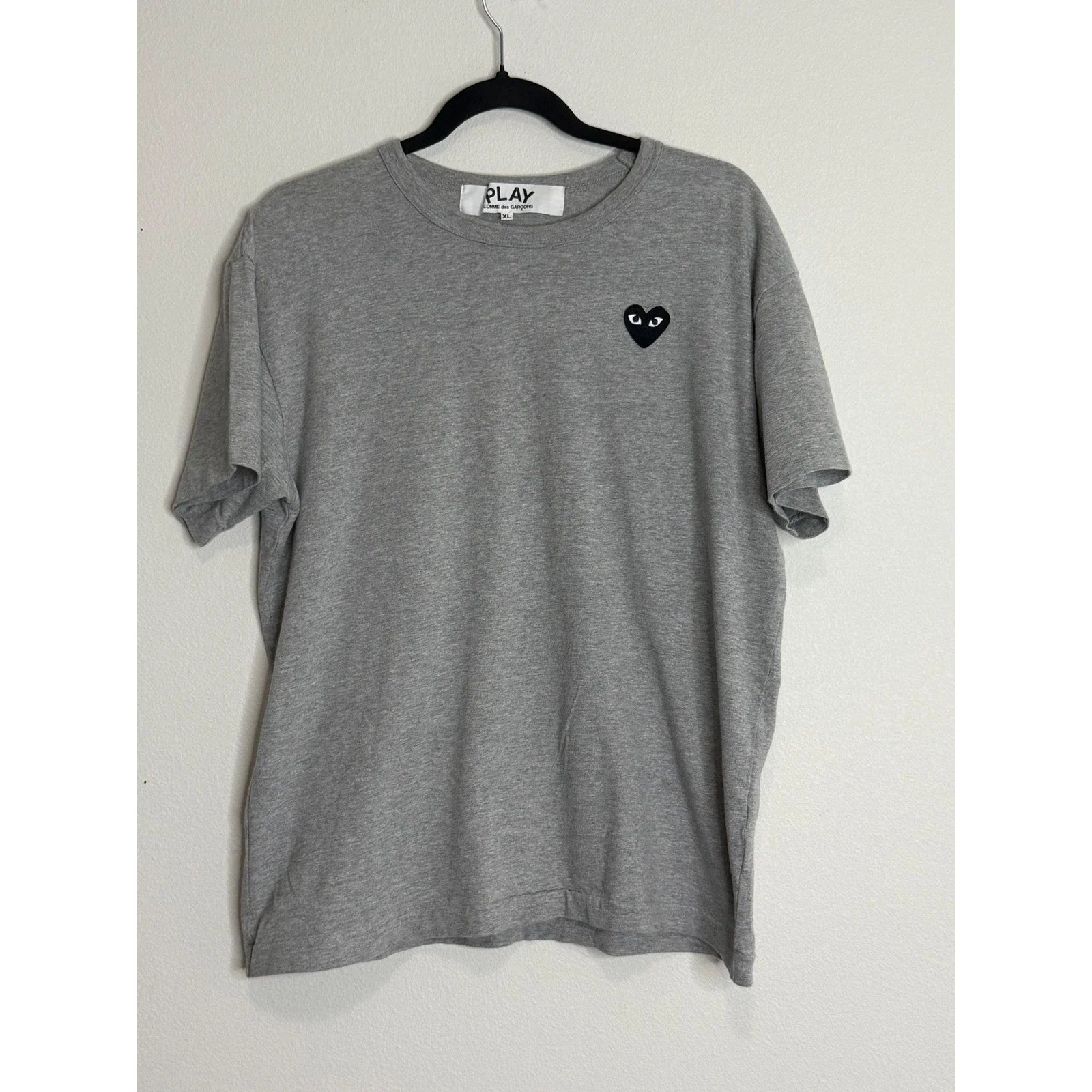Comme des Garcons Play Grey T-Shirt Black Heart Logo XL Men's CDG Tee Unisex T-shirt, Sweatshirt, Hoodie, Long Sleeve Tee - T-Shirt, Sweatshirt, Hoodie