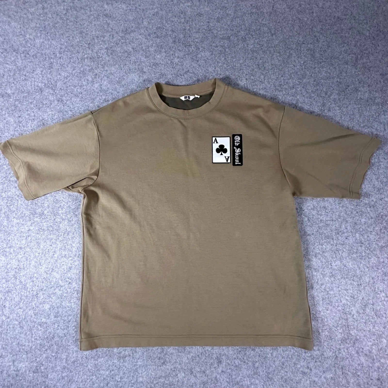 Uniqlo U T-Shirt Mens XL Tan Ace of Clubs Old Skool Patch Custom Short Sleeve Unisex T-shirt, Sweatshirt, Hoodie, Long Sleeve Tee - T-Shirt, Sweatshirt, Hoodie