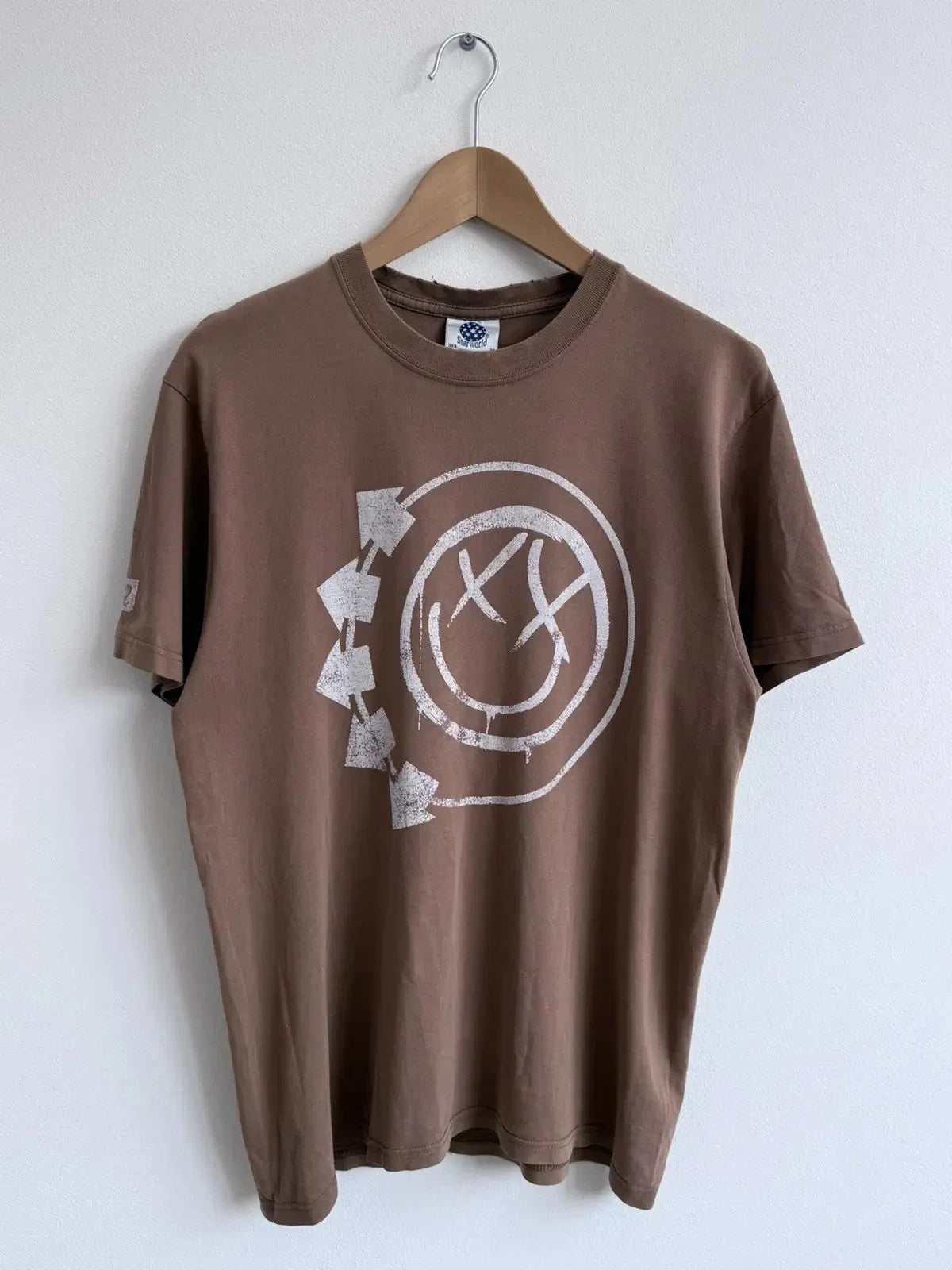 Vintage 2000s Blink 182 Band Faded Distressed T-Shirt Size M Y2K Unisex T-shirt, Sweatshirt, Hoodie, Long Sleeve Tee - T-Shirt, Sweatshirt, Hoodie