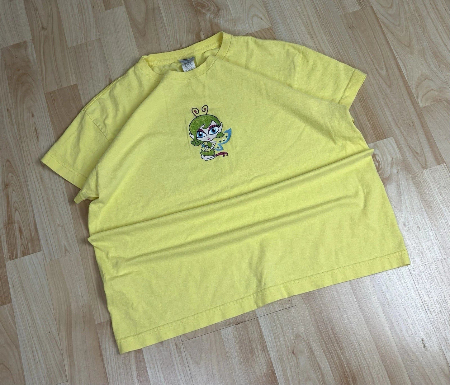 Vintage 90s Y2K Power Puff Girls Graphic T-Shirt / Yellow / Size Womens XL Unisex T-shirt, Sweatshirt, Hoodie, Long Sleeve Tee - T-Shirt, Sweatshirt, Hoodie