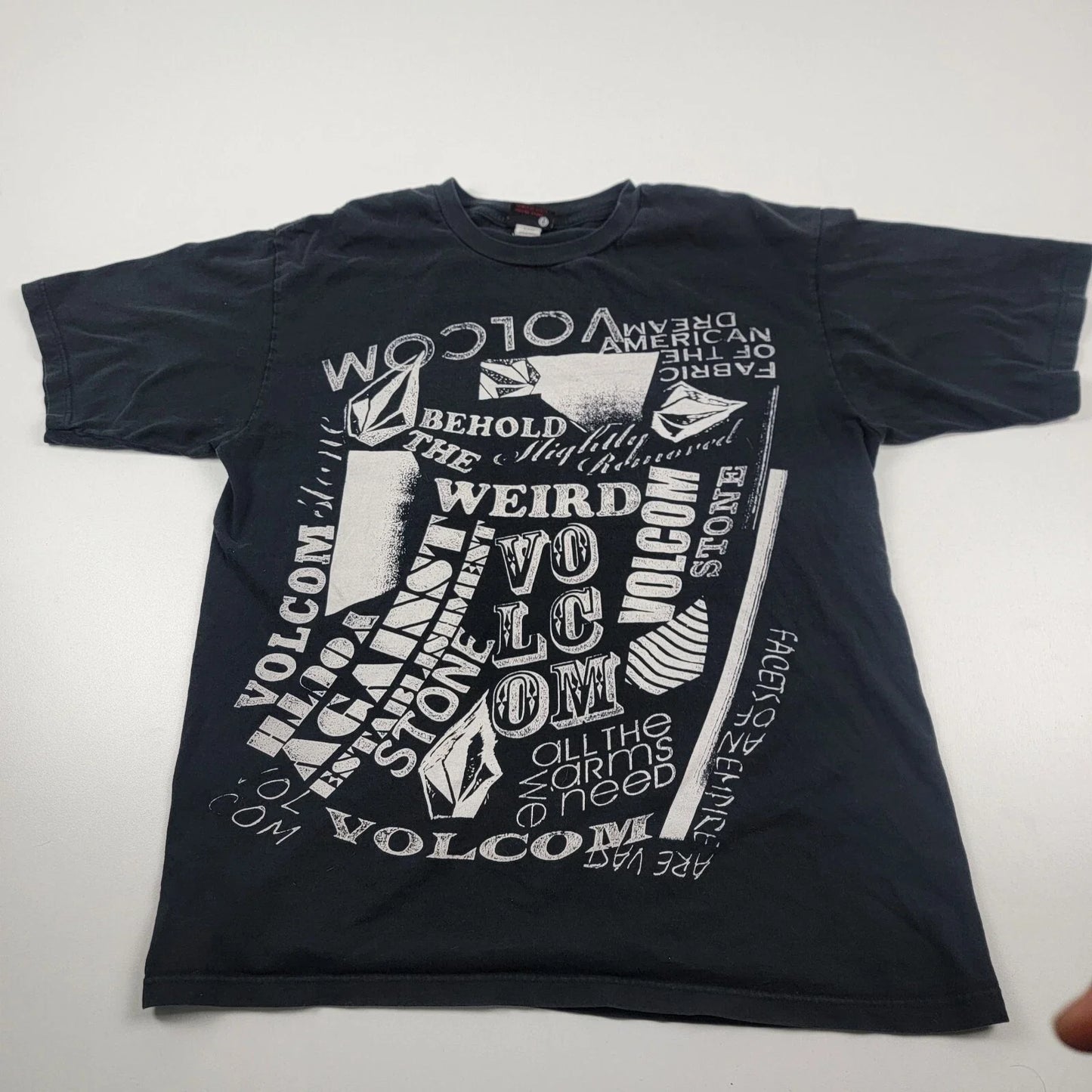 Volcom Stone T Shirt Large Vtg 90s 00s Y2K Skate Grunge Vtg Baggy Distressed Unisex T-shirt, Sweatshirt, Hoodie, Long Sleeve Tee - T-Shirt, Sweatshirt, Hoodie