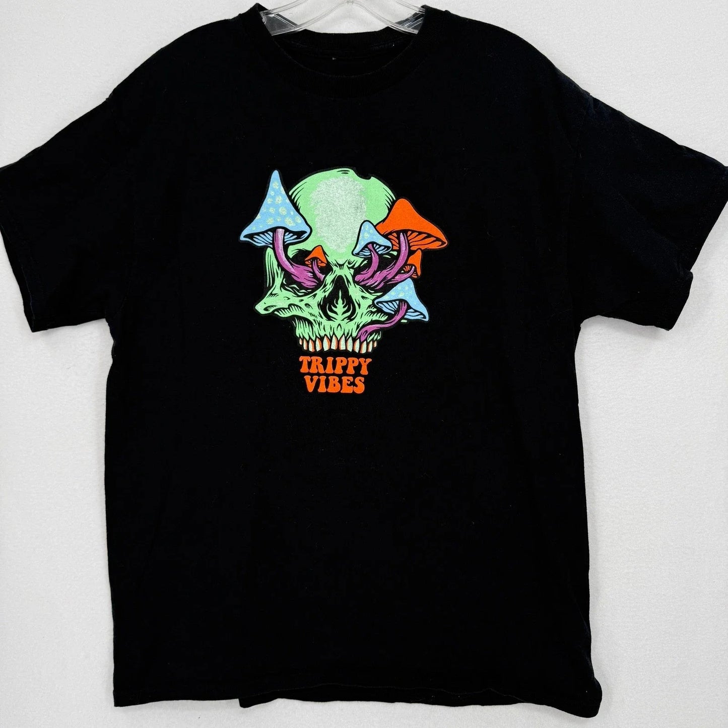 Trippy Vibes Mushroom Skull Graphic T-Shirt Mens Medium Black Tee Short Sleeve Unisex T-shirt, Sweatshirt, Hoodie, Long Sleeve Tee - T-Shirt, Sweatshirt, Hoodie