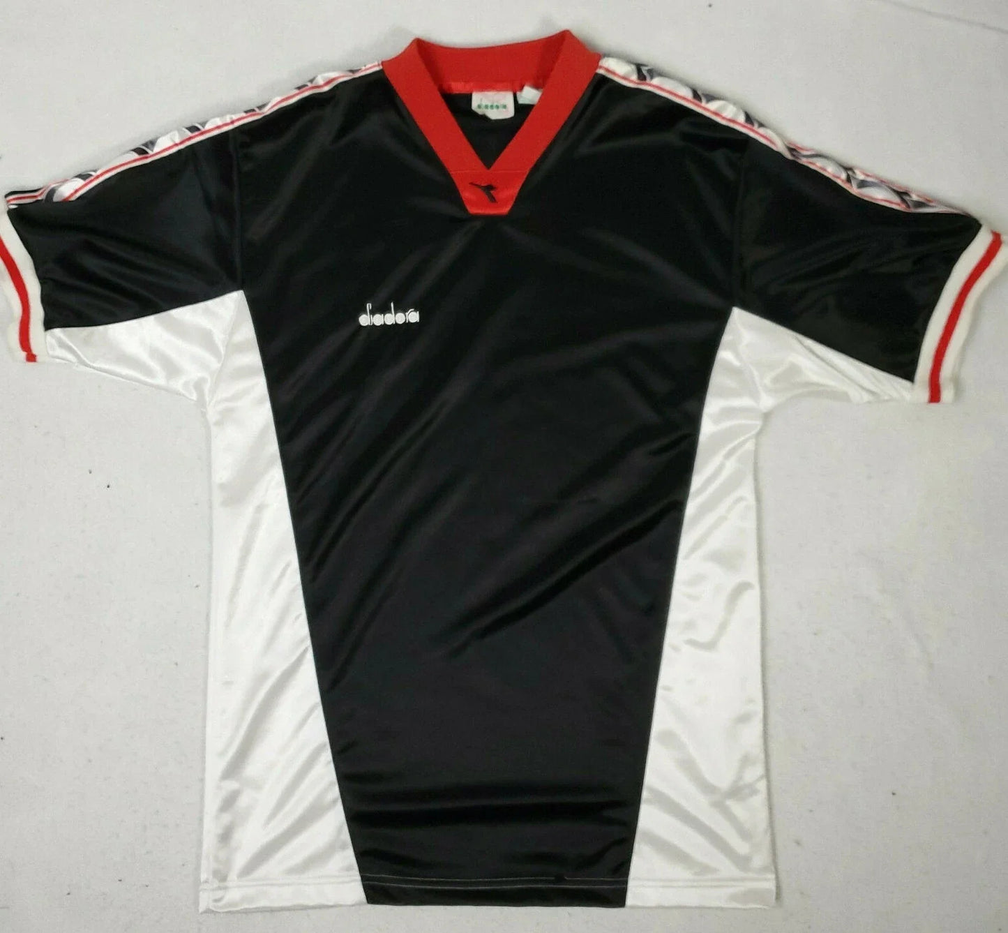 Vintage NOS 90's Men's Diadora Soccer Futbol Practice Jersey Sz S NWOT Rare Unisex T-shirt, Sweatshirt, Hoodie, Long Sleeve Tee - T-Shirt, Sweatshirt, Hoodie