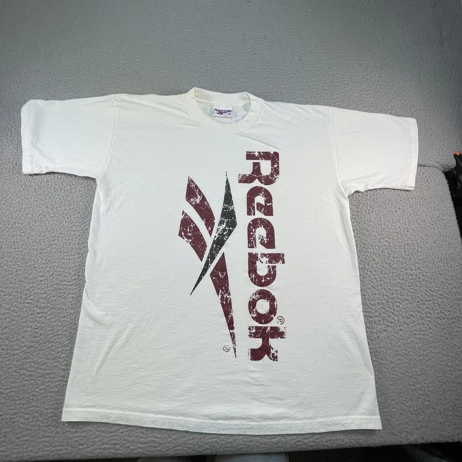 Vintage Reebok Shirt Mens XL White Big Logo Spellout MAde USA 90s Graphic Tee Unisex T-shirt, Sweatshirt, Hoodie, Long Sleeve Tee - T-Shirt, Sweatshirt, Hoodie