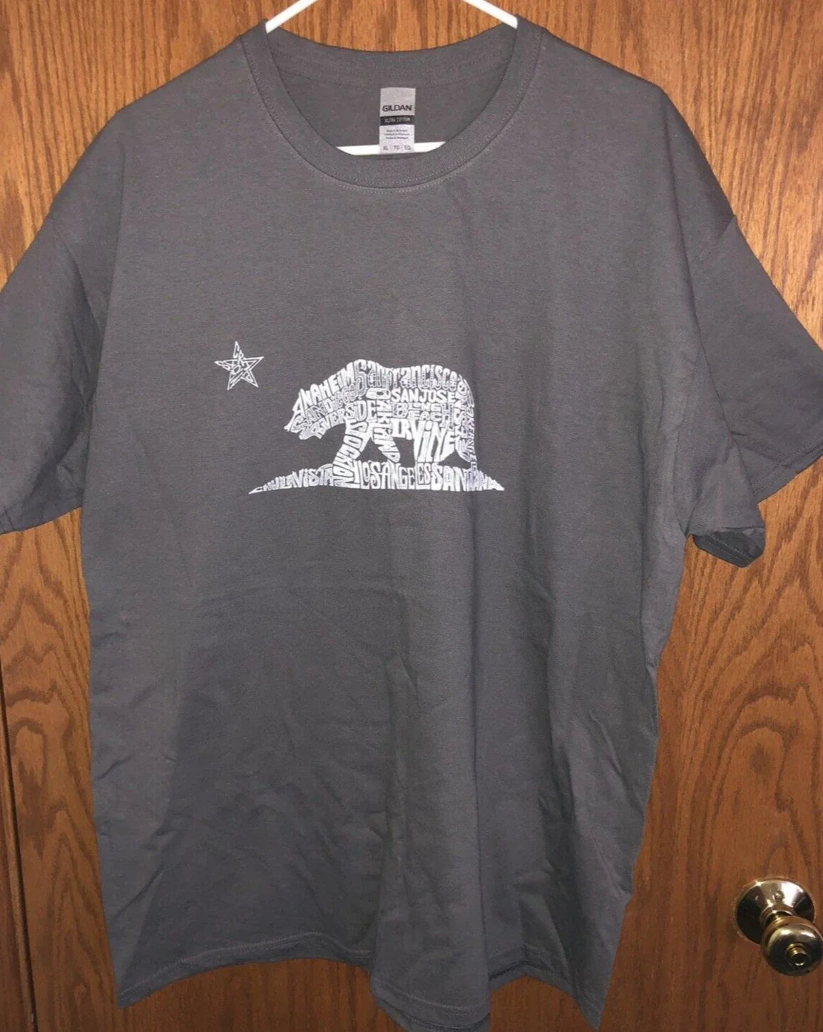 L.A. Pop Art California Cities T-Shirt Gray Short Sleeves Cotton Men Sz XL NWOT Unisex T-shirt, Sweatshirt, Hoodie, Long Sleeve Tee - T-Shirt, Sweatshirt, Hoodie