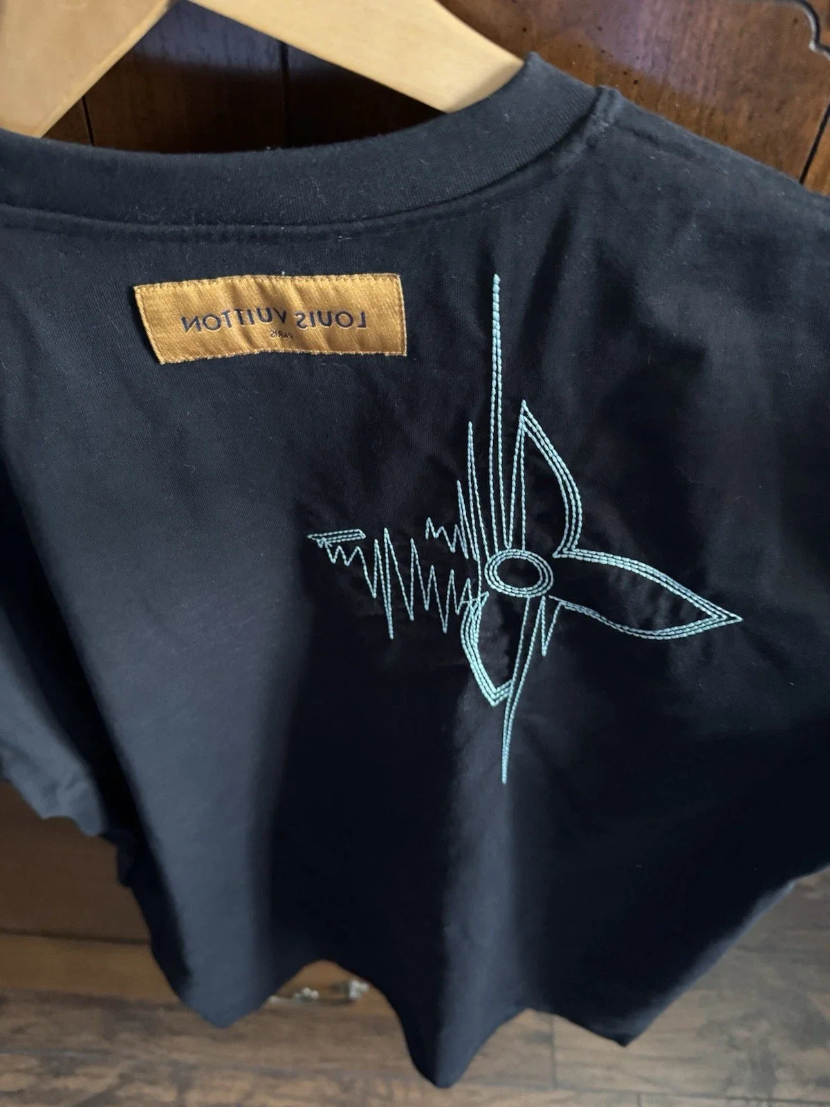 Mens Designer T Shirt Unisex T-shirt, Sweatshirt, Hoodie, Long Sleeve Tee - T-Shirt, Sweatshirt, Hoodie