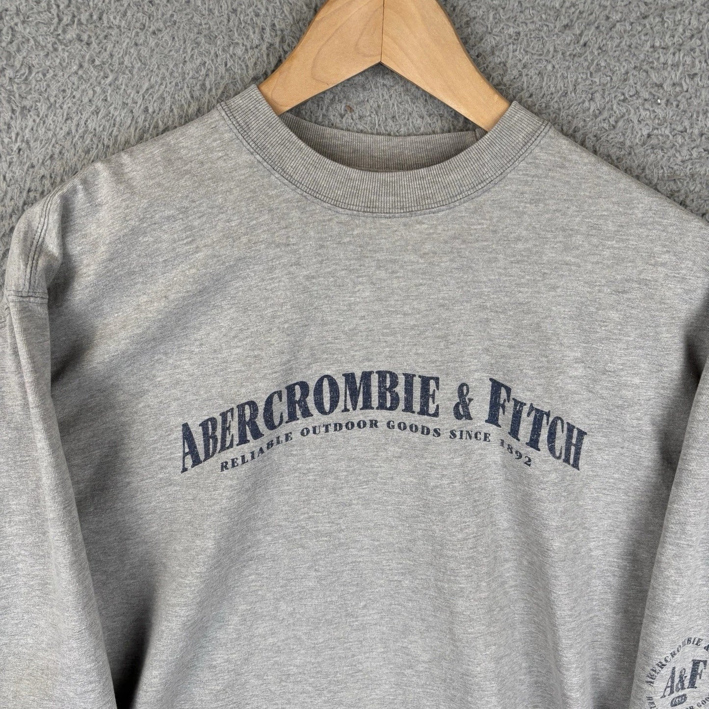 Vintage Abercrombie & Fitch Shirt Mens Medium Heather Gray Crewneck 90s Y2K USA Unisex T-shirt, Sweatshirt, Hoodie, Long Sleeve Tee - T-Shirt, Sweatshirt, Hoodie