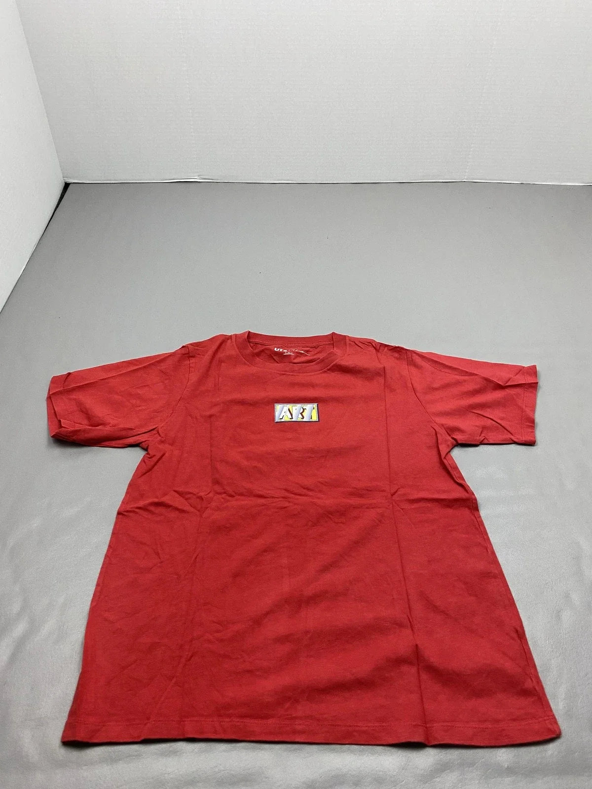 Uniqlo Roy Lichtenstein Shirt Mens Small Red ART In The Car Graphic Tee Pop Art Unisex T-shirt, Sweatshirt, Hoodie, Long Sleeve Tee - T-Shirt, Sweatshirt, Hoodie