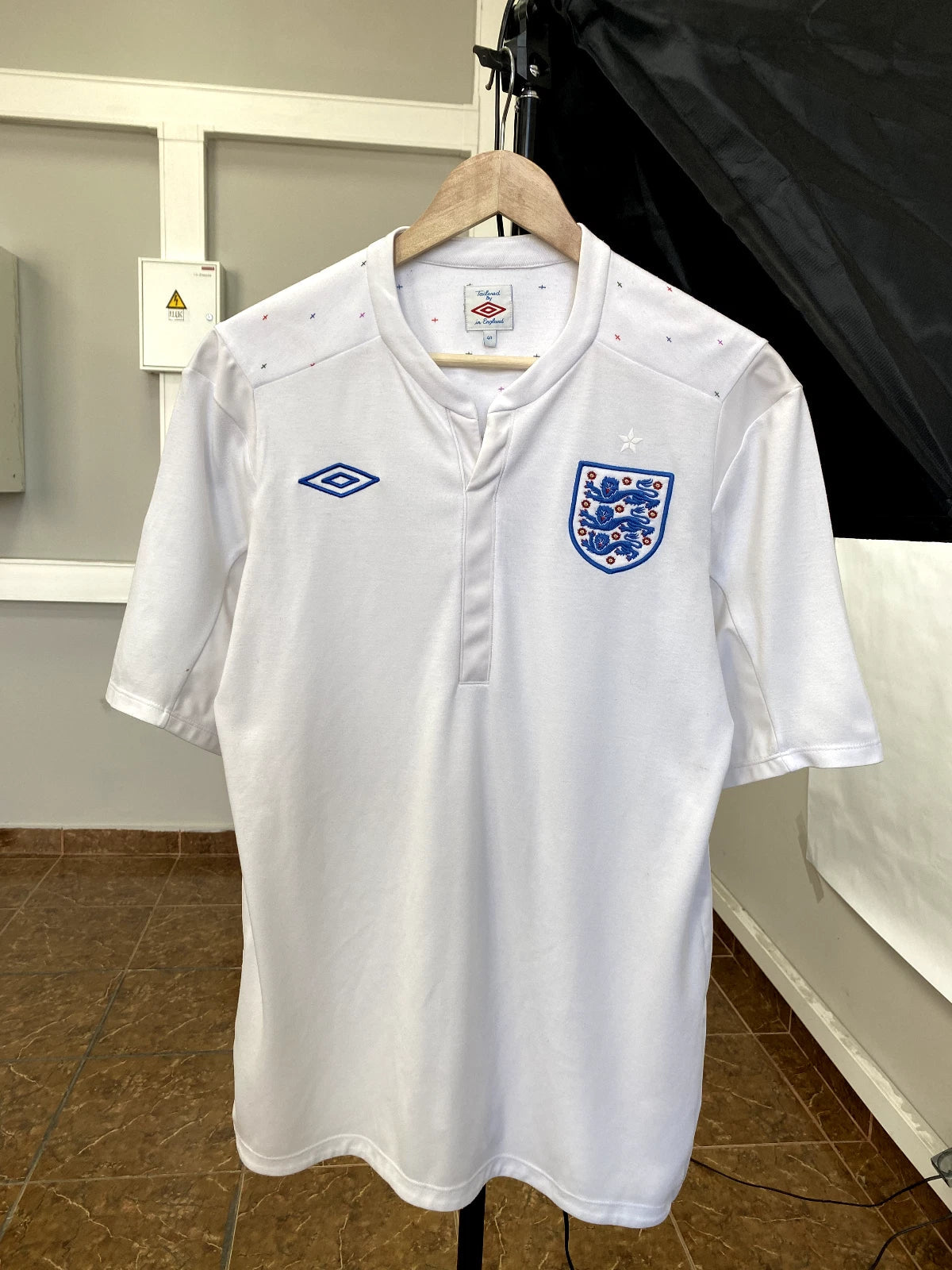 England Umbro 2016 soccer jersey training rare retro hype size L Unisex T-shirt, Sweatshirt, Hoodie, Long Sleeve Tee - T-Shirt, Sweatshirt, Hoodie