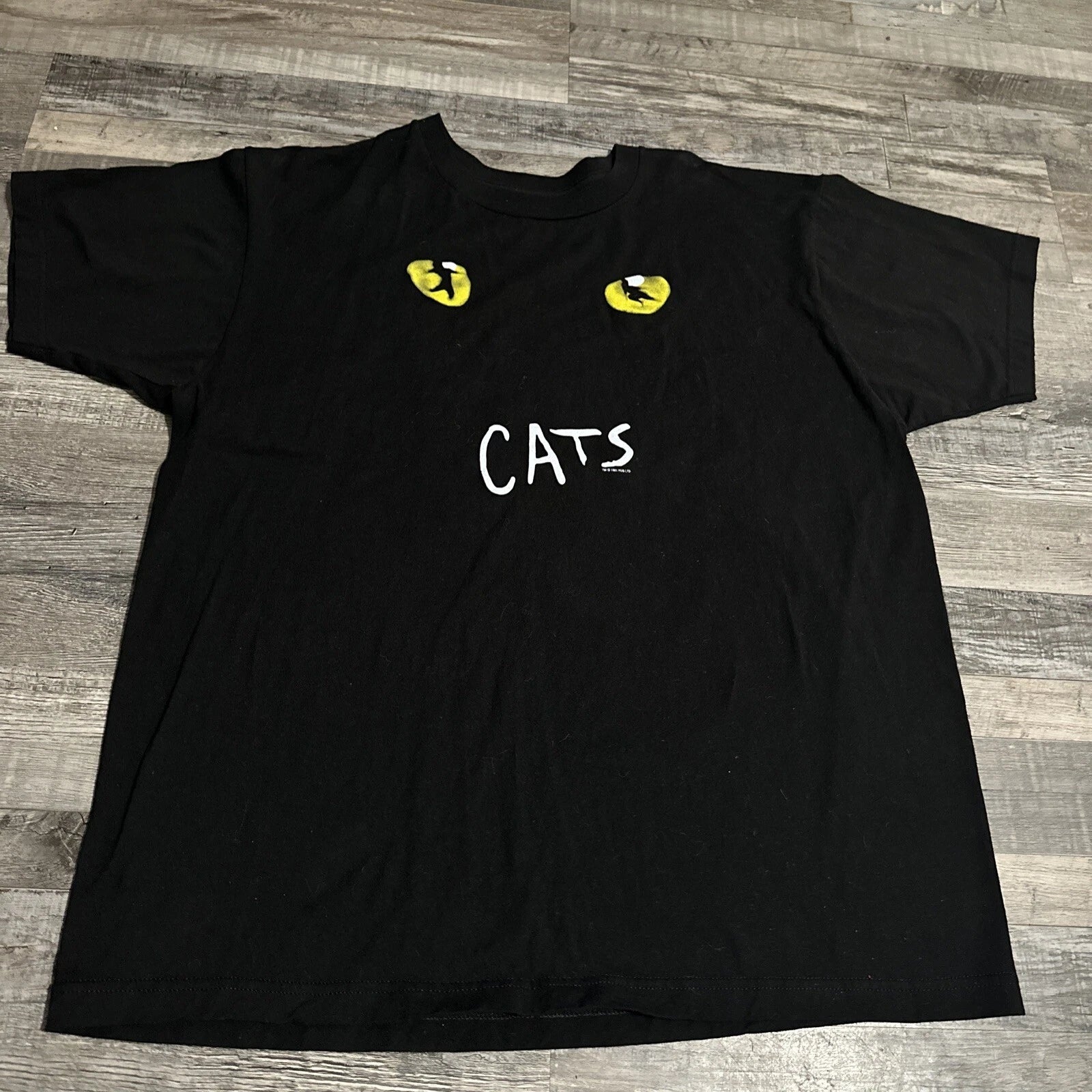 Vintage Cats Broadway Musical Black T-shirt Size XL 1981 Creative Goods Cat Eyes Unisex T-shirt, Sweatshirt, Hoodie, Long Sleeve Tee - T-Shirt, Sweatshirt, Hoodie